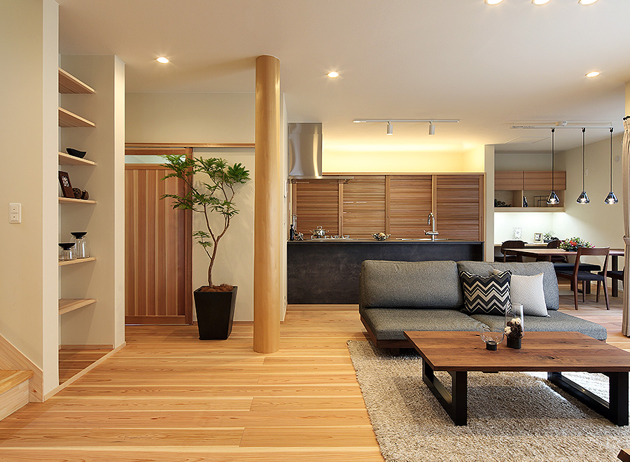 造作と納まりが演出する、上質な木の質感と統一感