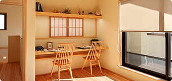 造作カウンターを設置した書斎コーナー