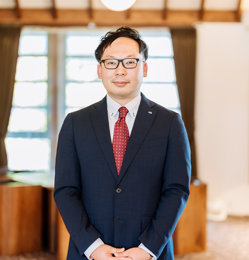 担当者 : 井村 信貴