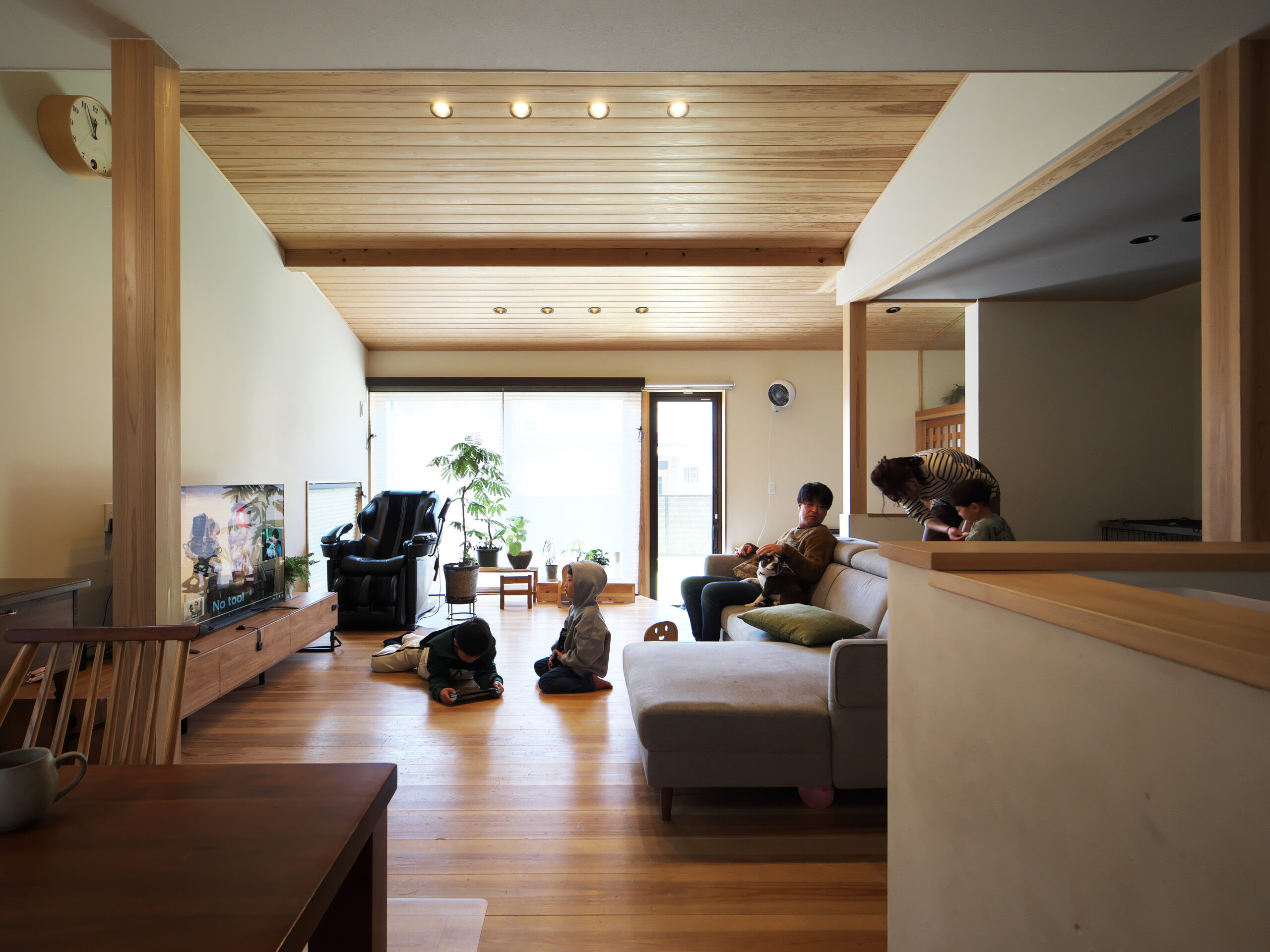 家族みんなが健やかに過ごせる木の家