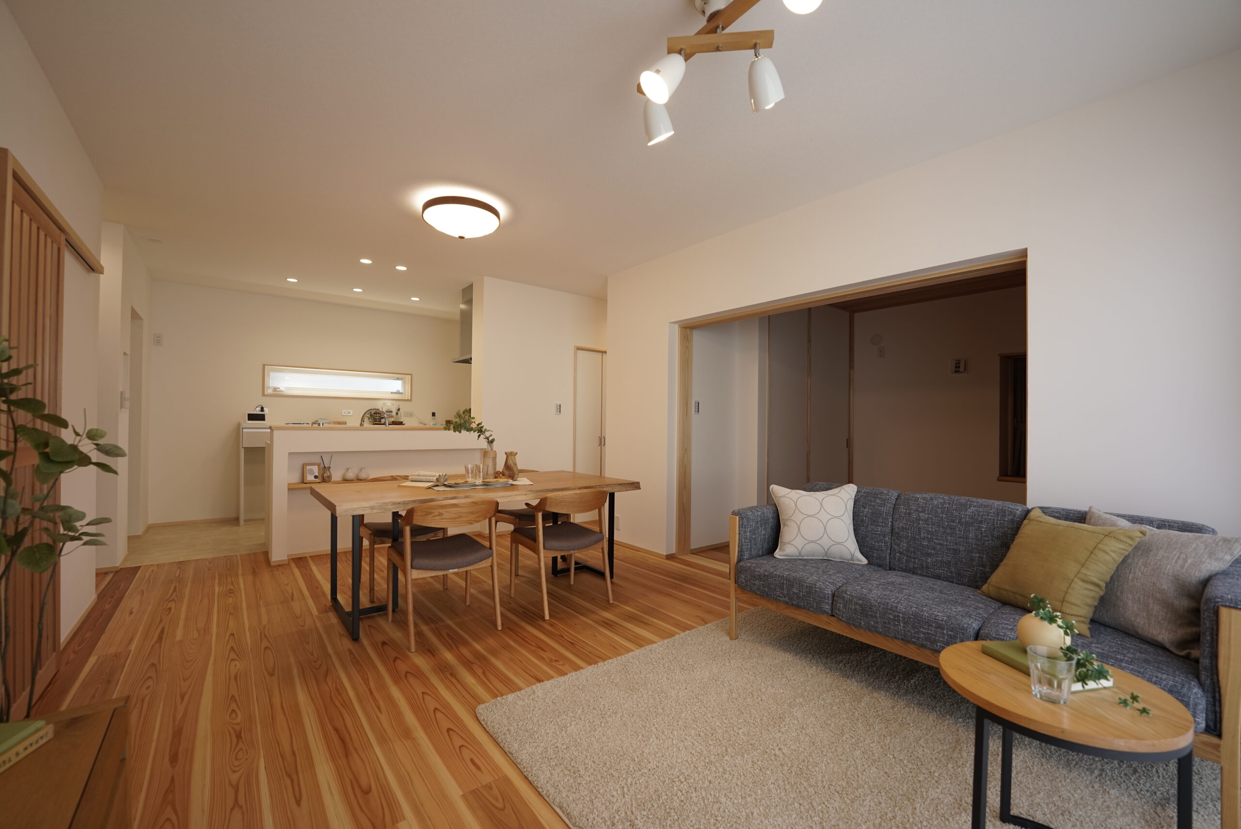 豊中市にて完成見学会を開催いたしました