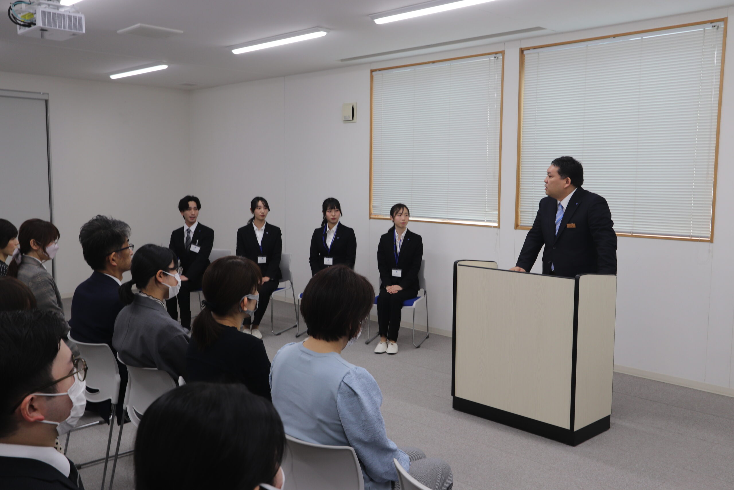 【2025年度新卒採用】入社式を執り行いました