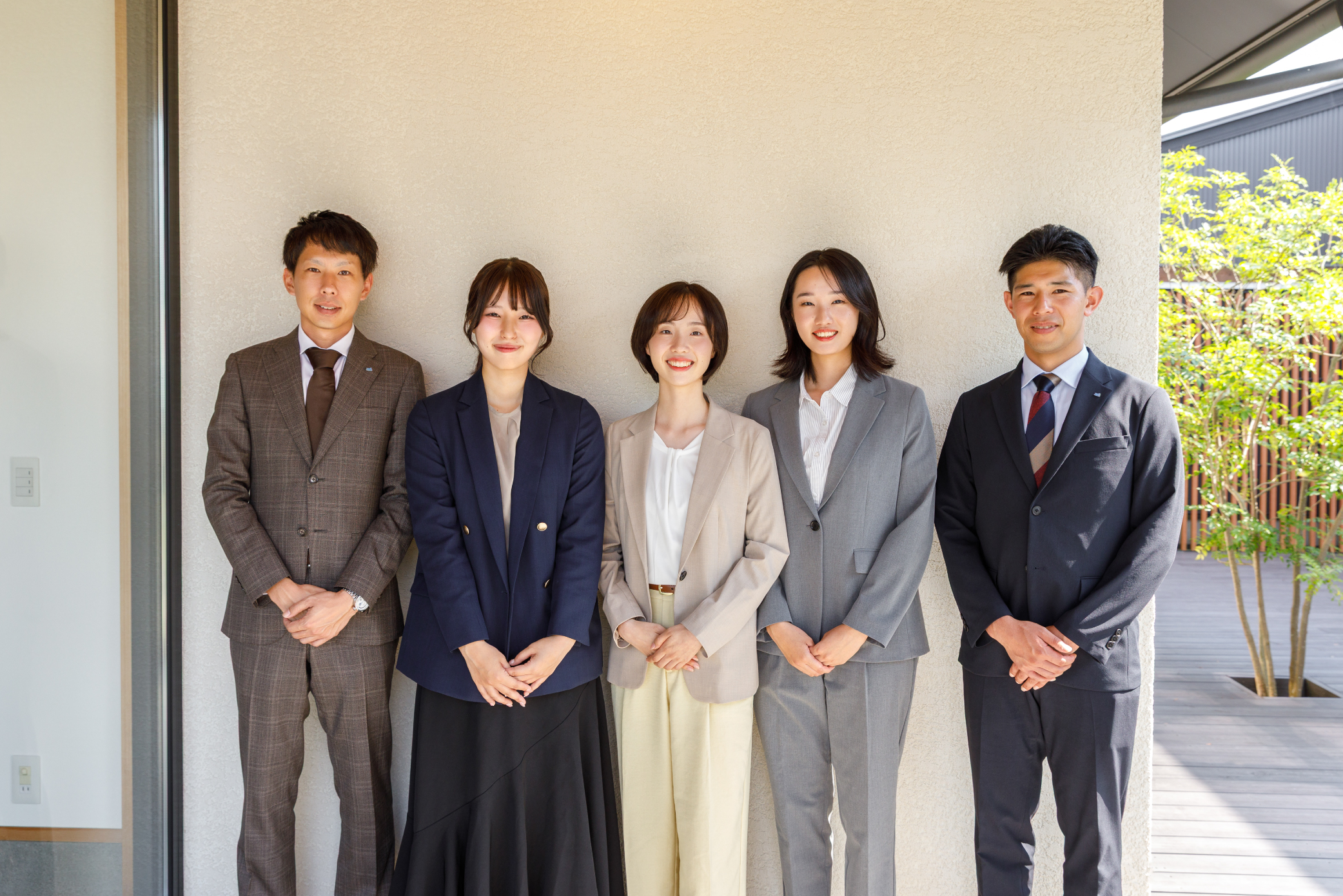 社員の写真撮影を行いました